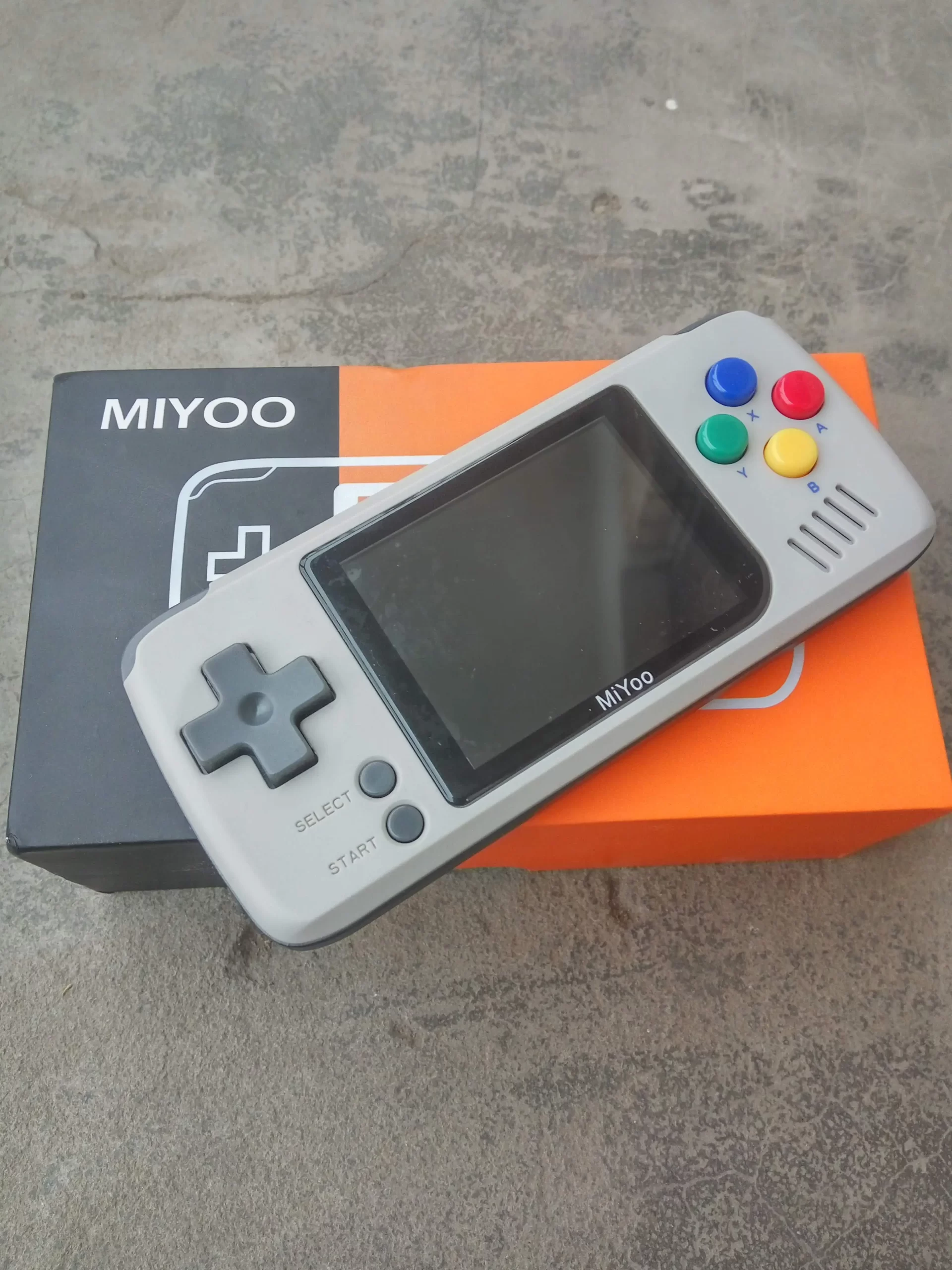 Ретро консоль Miyoo